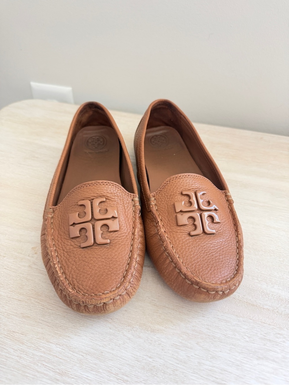Tory Burch Lowell Driver 2 Loafers Brown Pebbled Leather Driving Flats Size 7